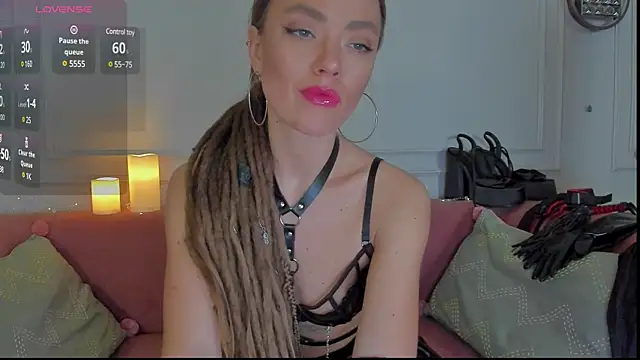 KellyFouler online show from 23, 2, 2025