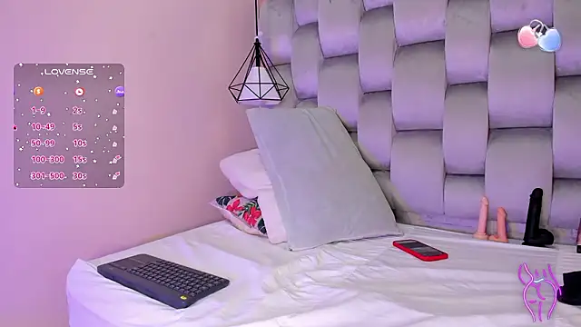 ander deimond  online show from 4, 12, 2024