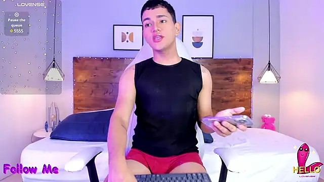 ander deimond  online show from 4, 2, 2025