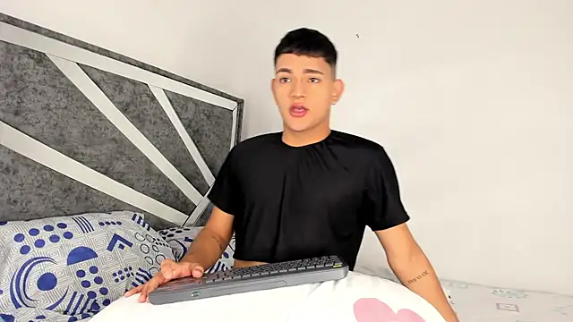 ander deimond  online show from 25, 2, 2025