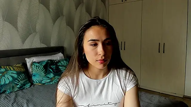 Bambiii bby online show from 21, 7, 2026