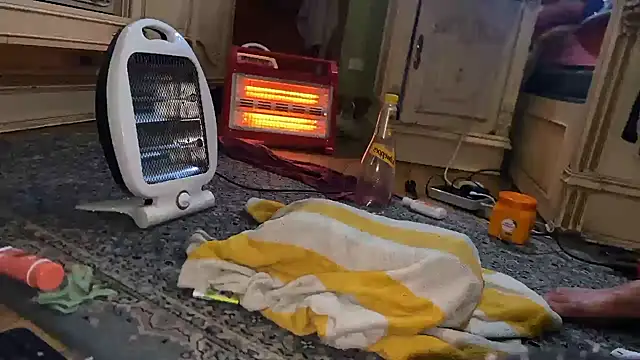 Snapshot of emylolo9 chatting on 4, 1, 2025 emylolo9 online show from 4, 1, 2025