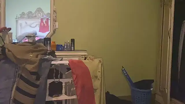 Snapshot of emylolo9 chatting on 20, 1, 2025 emylolo9 online show from 20, 1, 2025