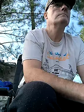 Snapshot of bogland33 chatting on 19, 2, 2025 bogland33 online show from 19, 2, 2025