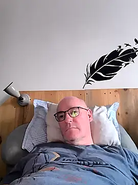 Snapshot of bogland33 chatting on 19, 2, 2025 bogland33 online show from 19, 2, 2025