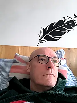 Snapshot of bogland33 chatting on 23, 2, 2025 bogland33 online show from 23, 2, 2025