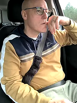 Snapshot of bogland33 chatting on 24, 2, 2025 bogland33 online show from 24, 2, 2025