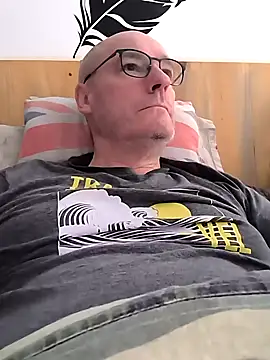 Snapshot of bogland33 chatting on 27, 2, 2025 bogland33 online show from 27, 2, 2025