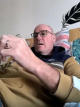 Snapshot of bogland33 chatting on 28, 2, 2025 bogland33 online show from 28, 2, 2025