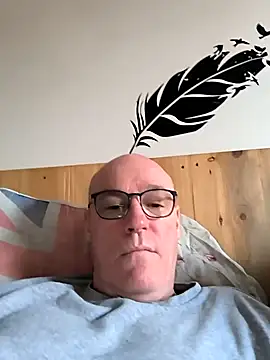 Snapshot of bogland33 chatting on 1, 3, 2025 bogland33 online show from 1, 3, 2025
