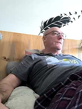 Snapshot of bogland33 chatting on 19, 9, 2025 bogland33 online show from 19, 9, 2025