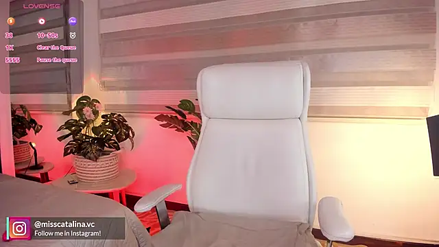 miss catalinaa online show from 19, 3, 2026