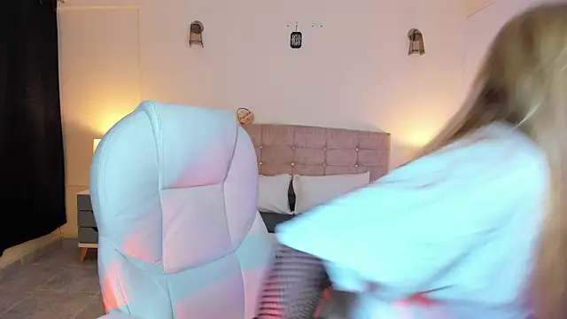 ARITOO  online show from 3, 12, 2024