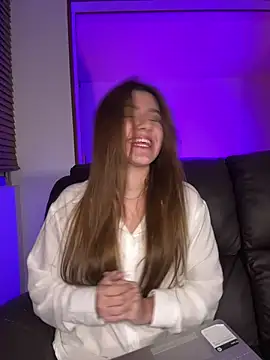 ARITOO  online show from 5, 3, 2025