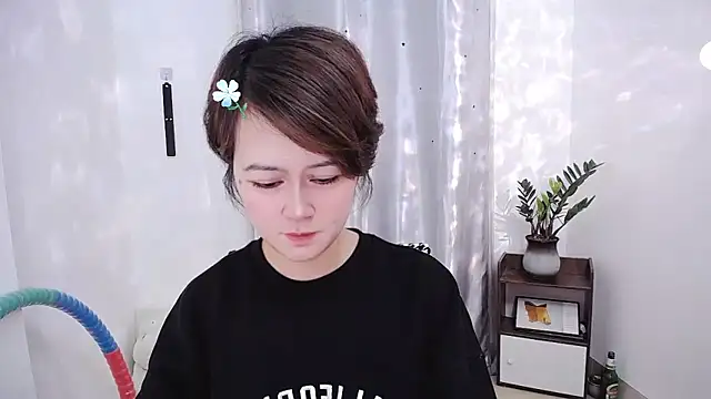 Snapshot of Fan_ting chatting on 17, 2, 2025 Fan ting online show from 17, 2, 2025