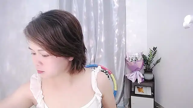 Snapshot of Fan_ting chatting on 12, 3, 2025 Fan ting online show from 12, 3, 2025