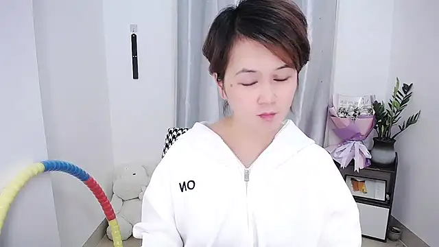 Snapshot of Fan_ting chatting on 18, 3, 2025 Fan ting online show from 18, 3, 2025