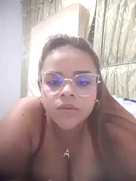 Evabigass online show from 24, 2, 2025