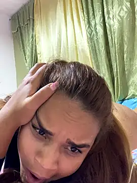 Evabigass online show from 24, 10, 2025