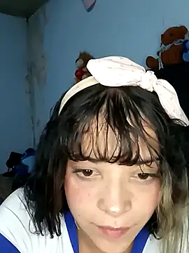 Elvishcassie  online show from 11, 1, 2025