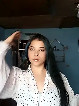 Elvishcassie  online show from 31, 10, 2025