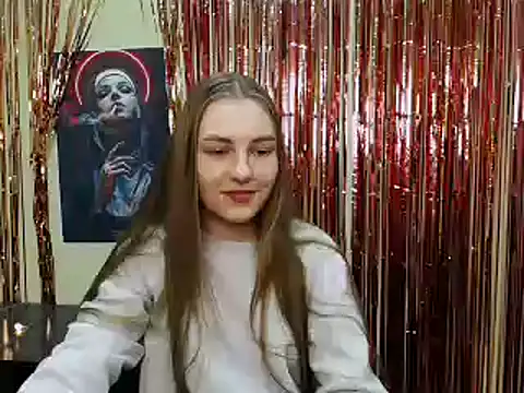 Snapshot of _AlMamiyy_ chatting on 10, 12, 2024 AlMamiyy online show from 10, 12, 2024