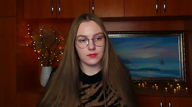 Snapshot of _AlMamiyy_ chatting on 13, 12, 2024 AlMamiyy online show from 13, 12, 2024