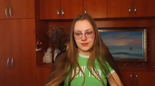Snapshot of _AlMamiyy_ chatting on 25, 2, 2025 AlMamiyy online show from 25, 2, 2025