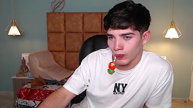Snapshot of AlejooTwink chatting on 15, 1, 2025 AlejooTwink online show from 15, 1, 2025