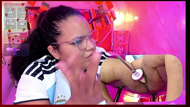 MhiaRey online show from 4, 7, 2026