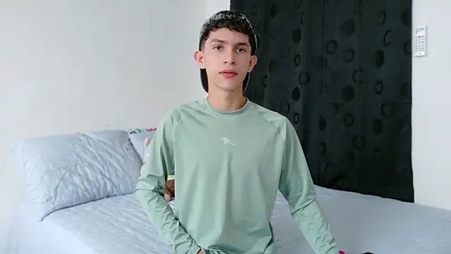 Noah tyler  online show from 20, 11, 2025