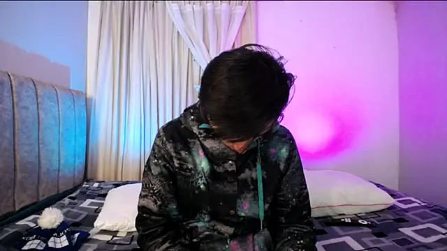 Yellowpokemon23 online show from 8, 4, 2026