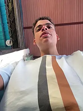 Leo bunny hot online show from 16, 1, 2025