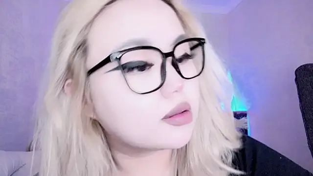 amelia sunlight online show from 16, 12, 2024