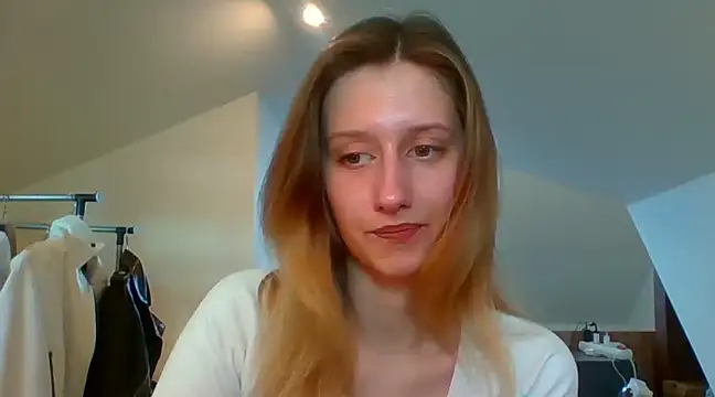 LUNA delight online show from 19, 2, 2025