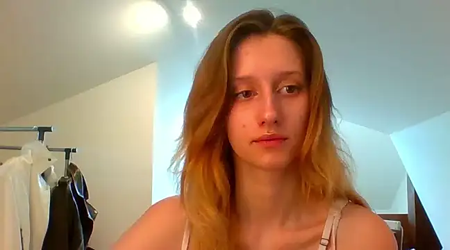 LUNA delight online show from 25, 2, 2025