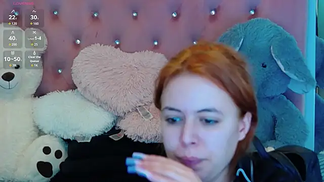 SophiaStarr online show from 18, 11, 2025