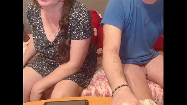 Snapshot of sweetcouplesweets chatting on 1, 2, 2025 sweetcouplesweets online show from 1, 2, 2025