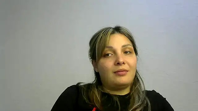 Snapshot of Iskor_ka chatting on 18, 12, 2024 Iskor ka online show from 18, 12, 2024