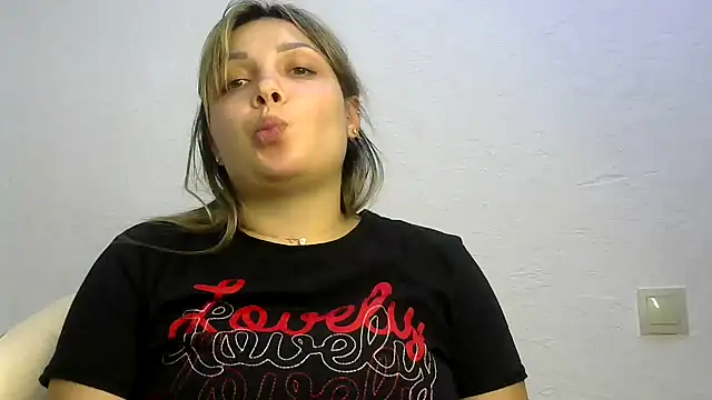 Snapshot of Iskor_ka chatting on 18, 12, 2024 Iskor ka online show from 18, 12, 2024