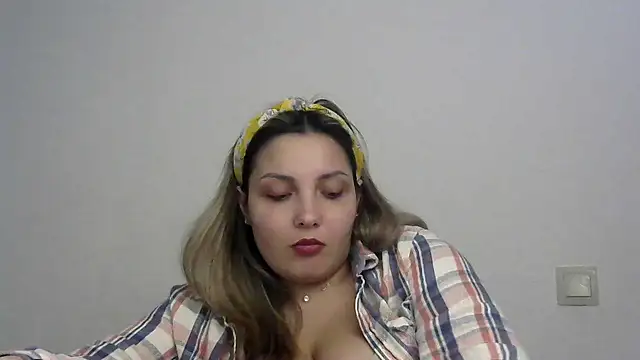 Snapshot of Iskor_ka chatting on 11, 1, 2025 Iskor ka online show from 11, 1, 2025