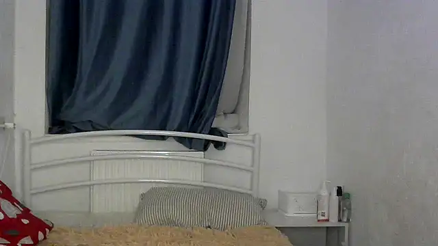 Snapshot of Iskor_ka chatting on 15, 11, 2025 Iskor ka online show from 15, 11, 2025