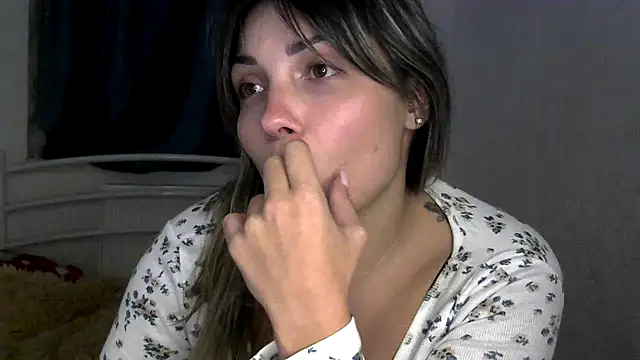 Snapshot of Iskor_ka chatting on 16, 11, 2025 Iskor ka online show from 16, 11, 2025