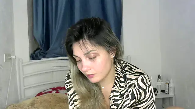 Snapshot of Iskor_ka chatting on 26, 11, 2025 Iskor ka online show from 26, 11, 2025