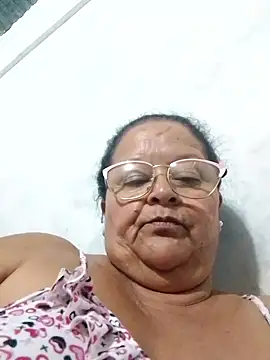 Snapshot of sahira_yasin chatting on 8, 12, 2024 sahira yasin online show from 8, 12, 2024