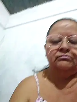 Snapshot of sahira_yasin chatting on 2, 1, 2025 sahira yasin online show from 2, 1, 2025