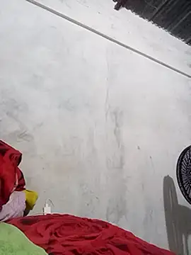 Snapshot of sahira_yasin chatting on 5, 3, 2025 sahira yasin online show from 5, 3, 2025