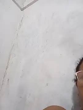 Snapshot of sahira_yasin chatting on 15, 3, 2025 sahira yasin online show from 15, 3, 2025