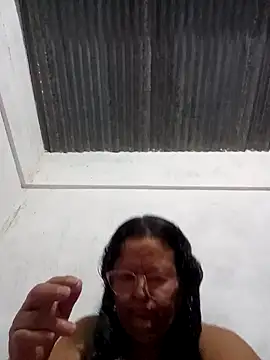 Snapshot of sahira_yasin chatting on 21, 3, 2025 sahira yasin online show from 21, 3, 2025