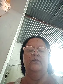 Snapshot of sahira_yasin chatting on 18, 11, 2025 sahira yasin online show from 18, 11, 2025